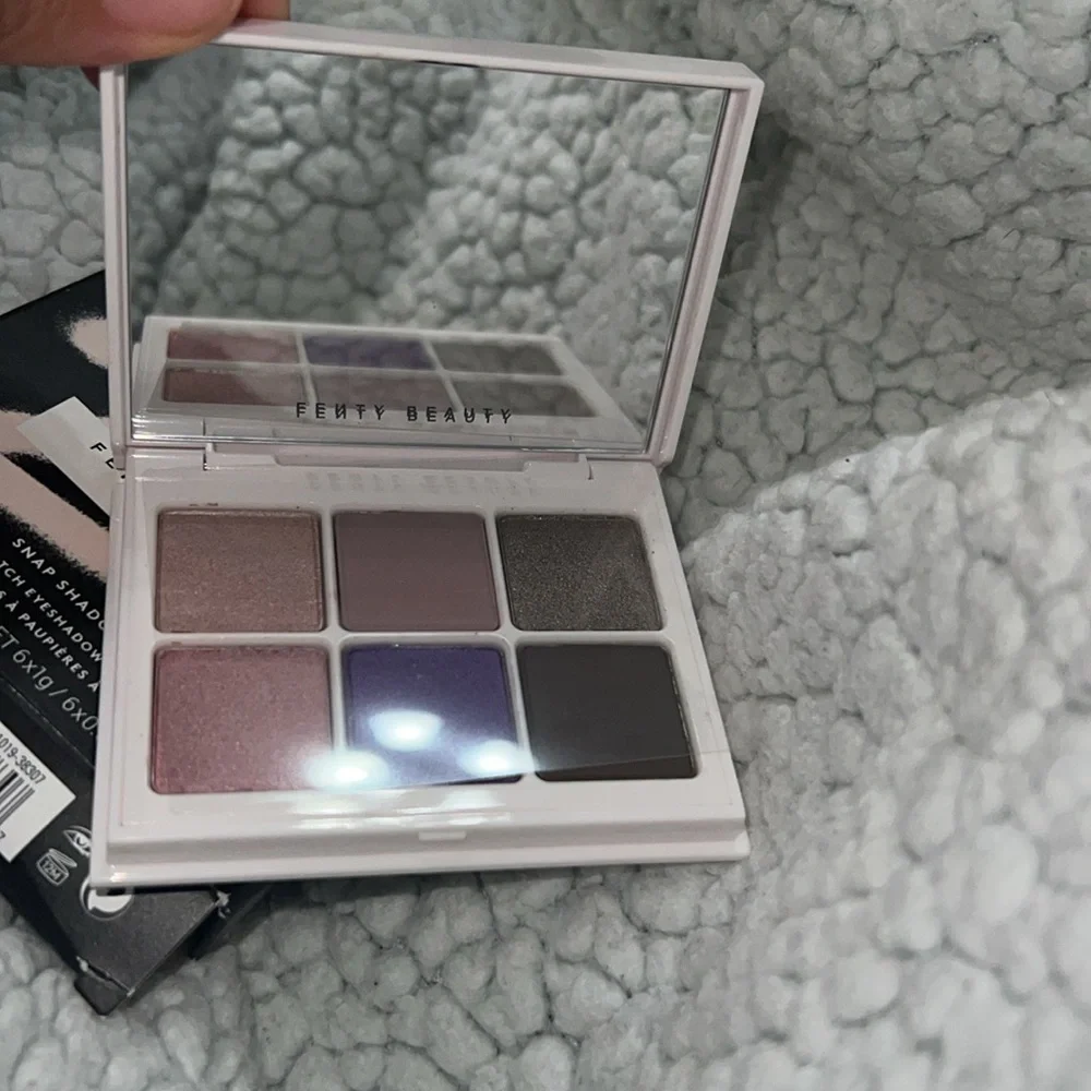 NWT SNAP SHADOWS MIX & MATCH EYESHADOW PALETTE 2 cool neutrals